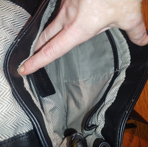 Vintage Steve Madden Black Crossbody Bag - Picture 5 of 5